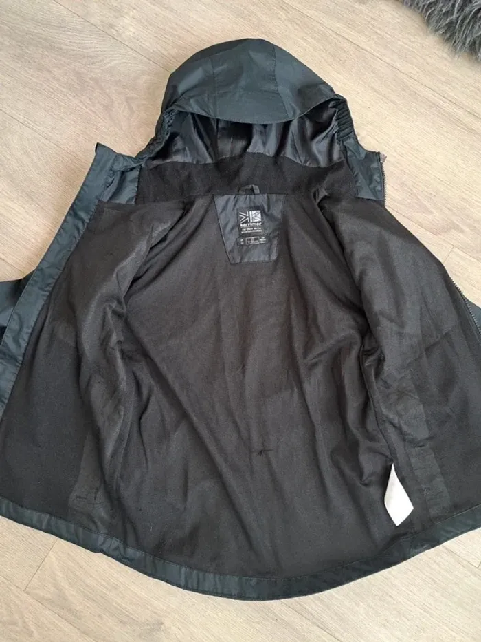 Veste contre la pluie - photo numéro 2