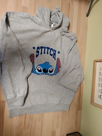 Sweat a capuche stitch
