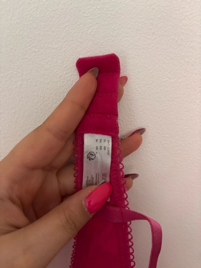 🌺Soutien-gorge à coque rose foncé avec dentelle Taille EU 80B/FR 95B🌺 - photo numéro 6