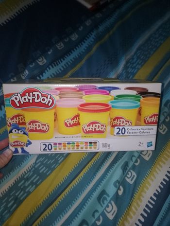 20 pots de pâte à modeler Play Doh neuf