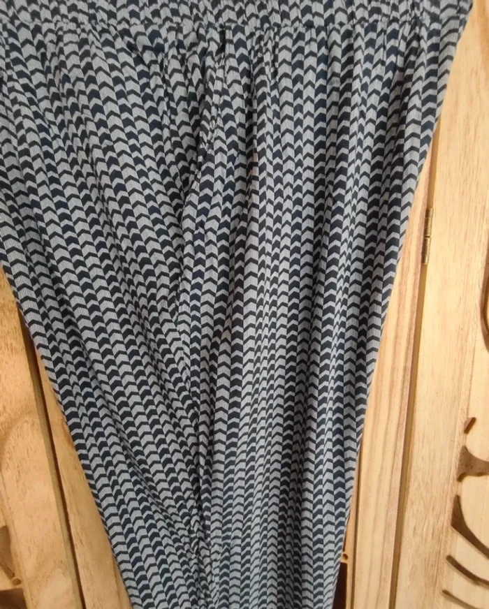 Pantalon fluide et léger imprimé T 42 Divided H &M - photo numéro 6