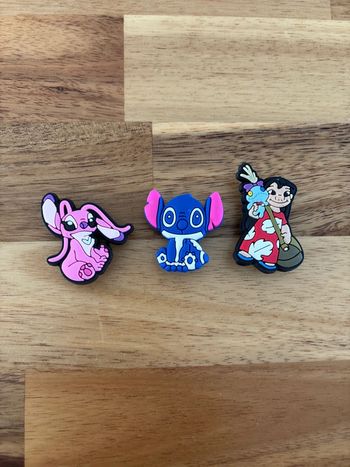 Lot charms stitch