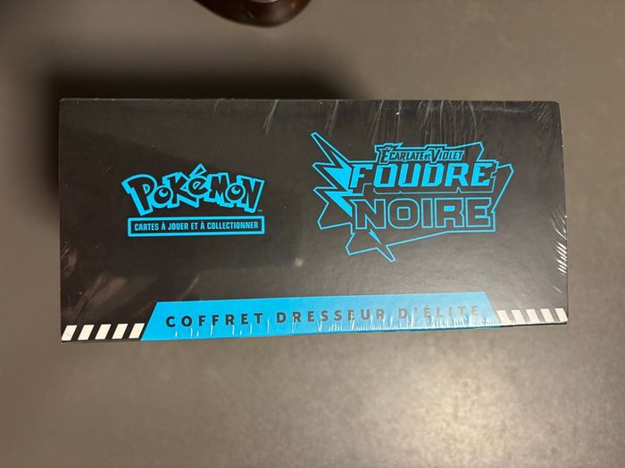ETB Pokémon Foudre Noire NEUF - photo numéro 5