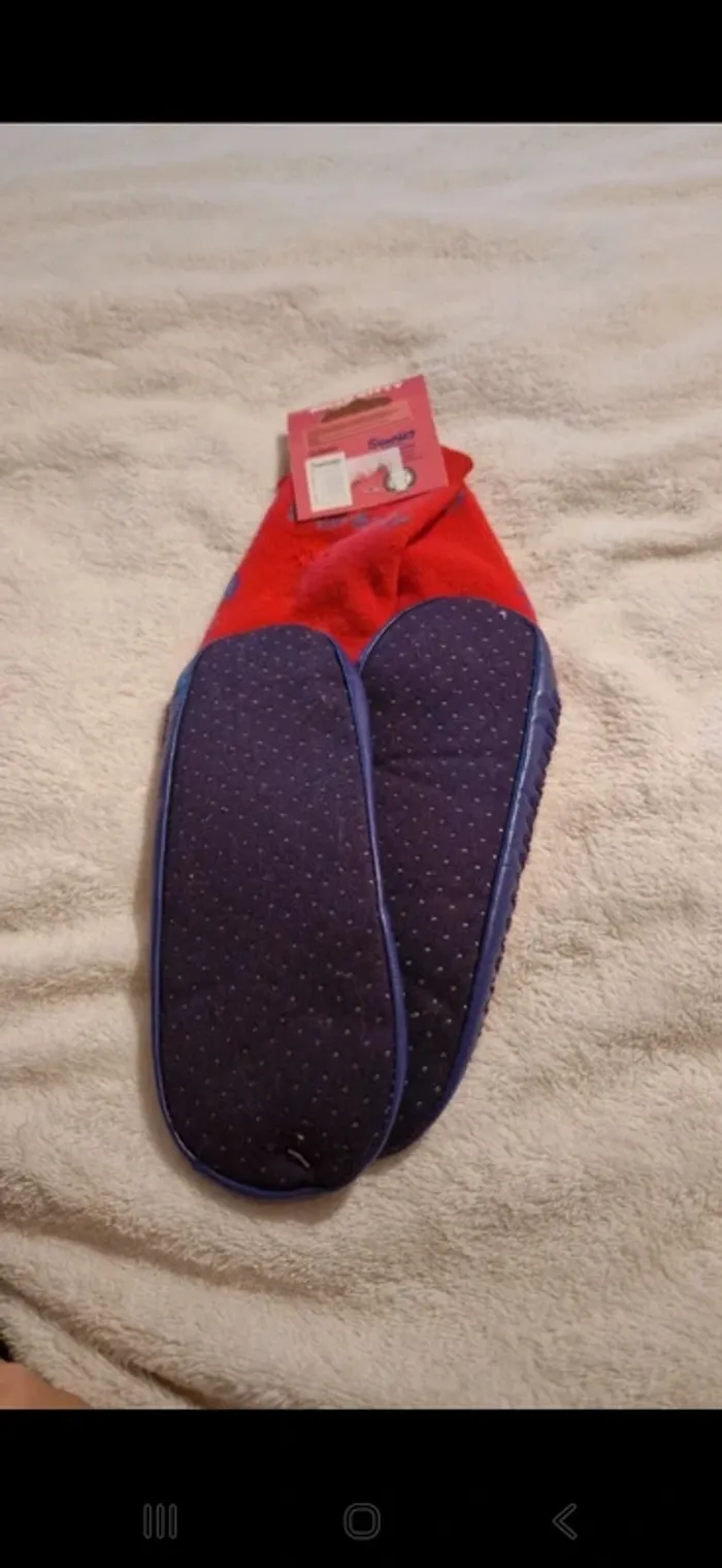chaussons chaussettes Hello Kitty - photo numéro 3