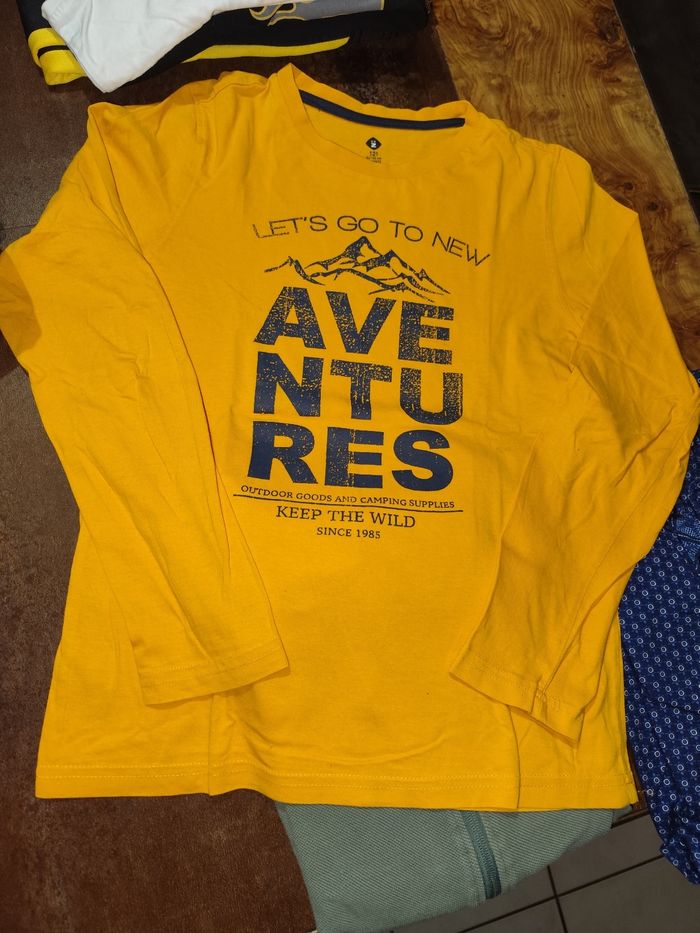Lot vêtements garçon 12 ans Tee shirts chemise pantalon survêtement manteau - photo numéro 4