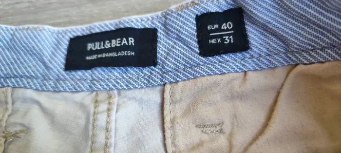 Bermuda Pull&Bear taille 40 - photo numéro 3