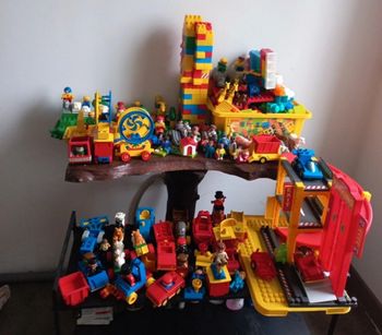 Lot lego duplo eccoifier plus de 500 pieces