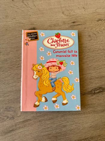 Livre charlotte aux fraises