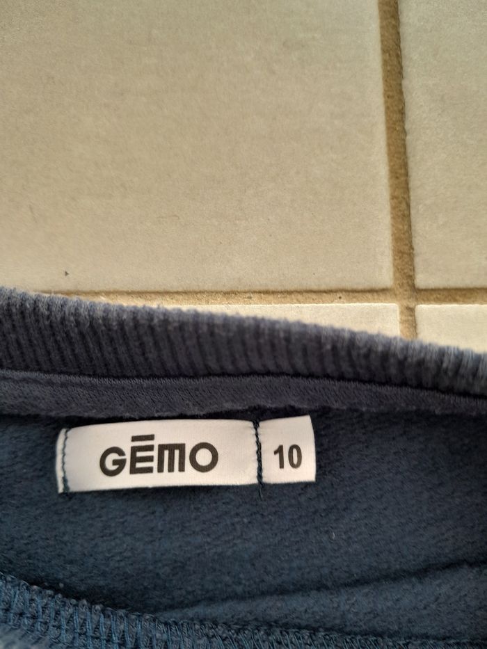 Sweat garçon col rond  10 ans - photo numéro 6