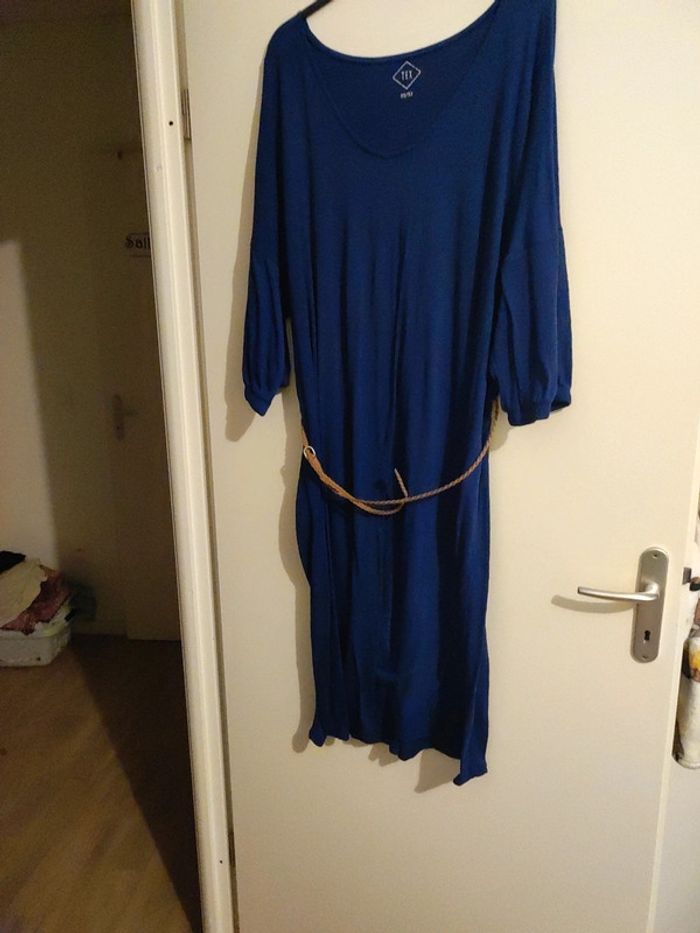 Robe grande taille 52 - photo numéro 4
