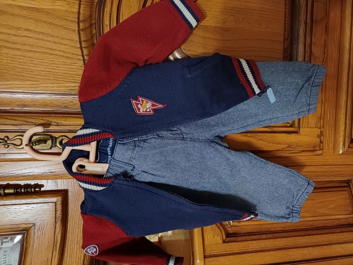 pantalon et 2 gilets neufs pour garçons Taille 12 mois - photo numéro 6