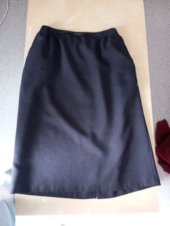 Jupe noire, taille 44, marque CPH Classic