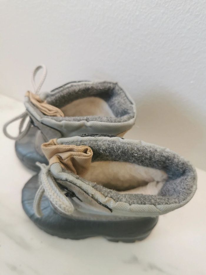 🔥Bottes après ski neige enfant mixte taille 21/22 - photo numéro 4