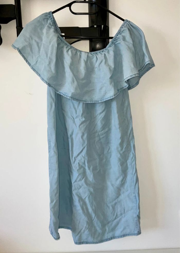 Robe épaule dénudée - photo numéro 2