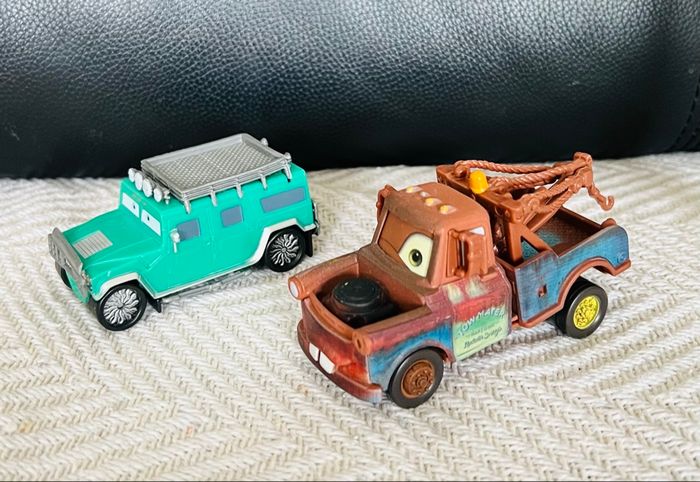 Lot 2 voitures Car’s