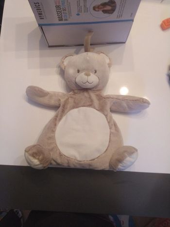 Range pyjama nounours