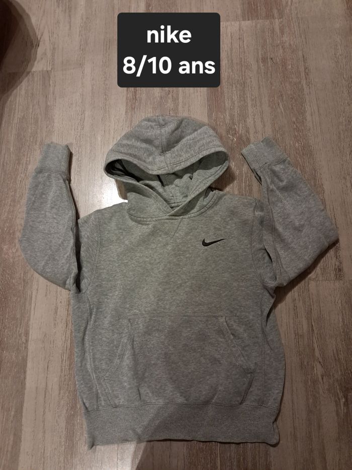 Sweat nike 8/10 ans