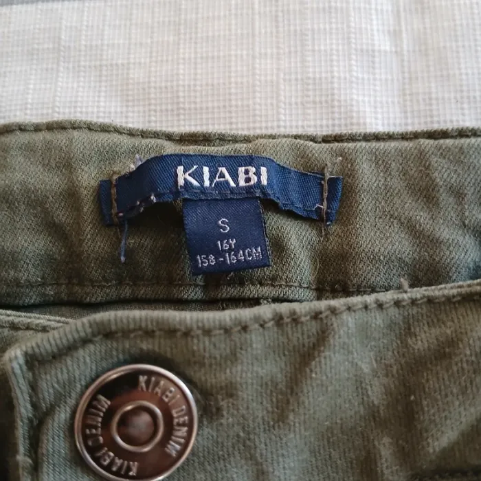 Short kaki - photo numéro 3