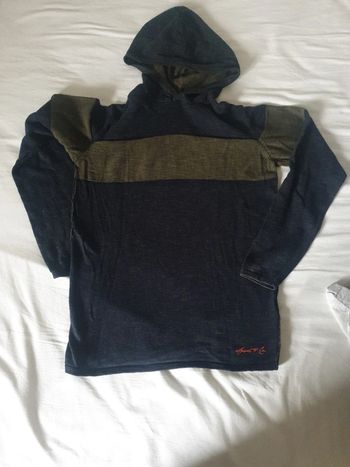 Pull léger garçon Marque Name It taille 13 14 ans