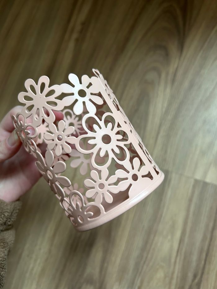 Pot de rangement à crayons fleuris rose - photo numéro 4