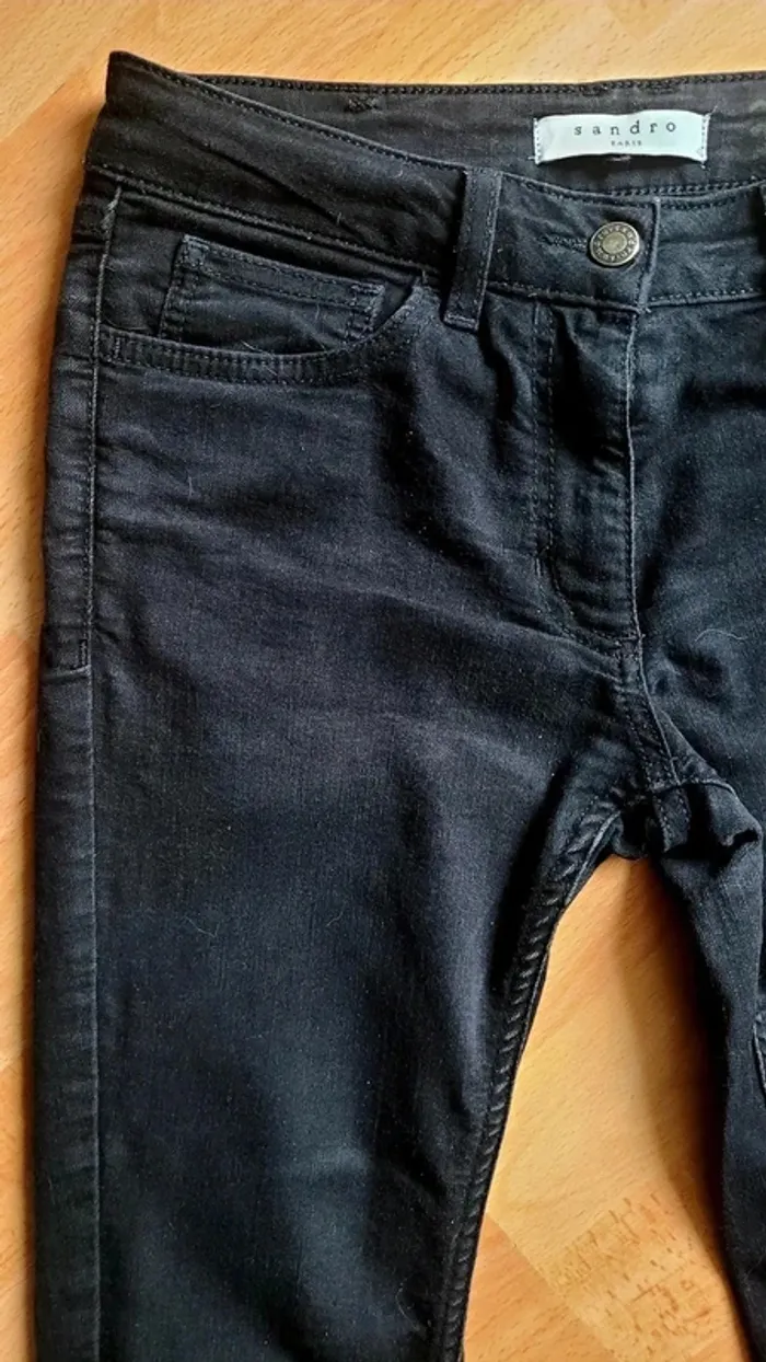 Jeans slim noir Sandro taille 36 - photo numéro 2