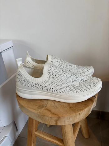 Chaussures blanches à strass faciles à enfiler Gemo taille 40