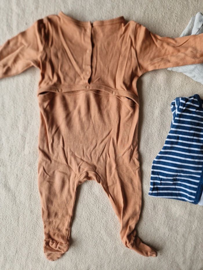 Lot 3 pijamas en 6m - photo numéro 10