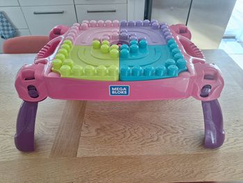 Table lego