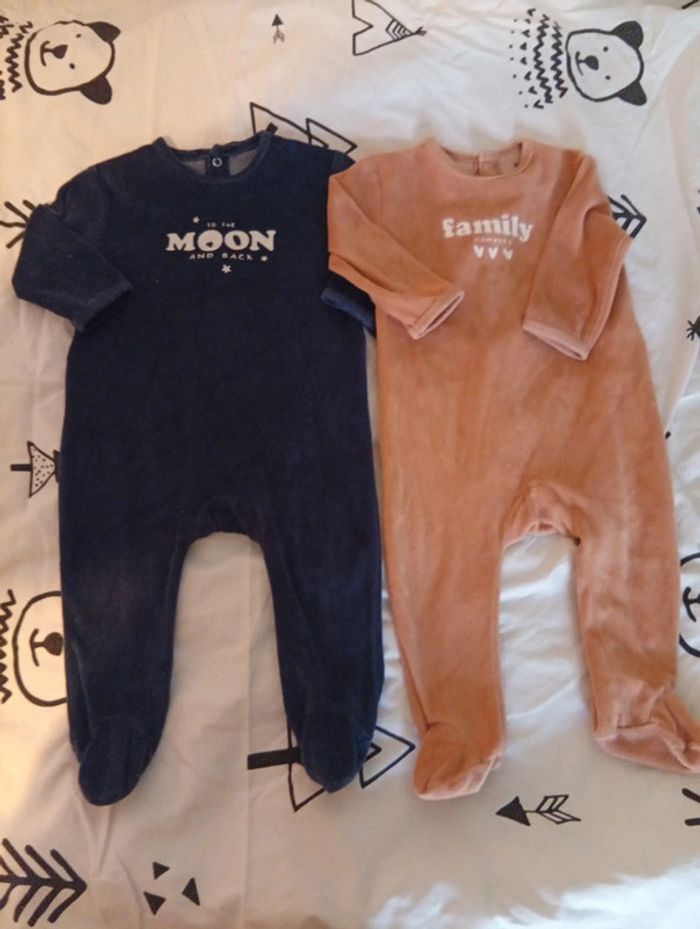 Pyjamas 12 mois mixte