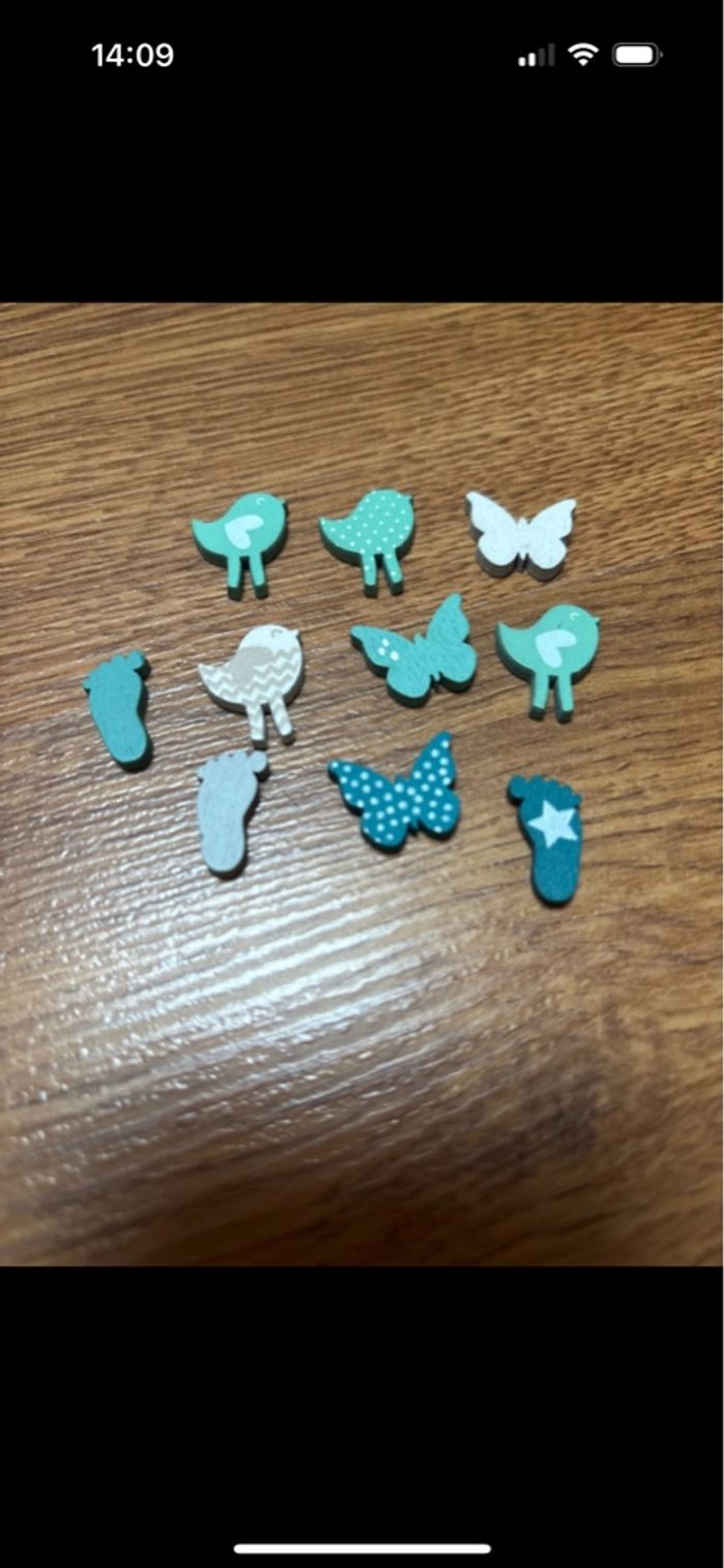 Décoration pied/ oiseau/ papillon pour création neuf