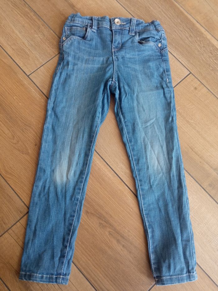 Jean 6 ans