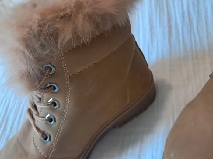 Bottines camel avec fausse fourrure - photo numéro 4