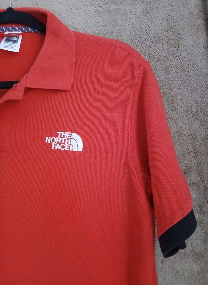 Polo The North Face - Rouge et Noir Taille S - photo numéro 2