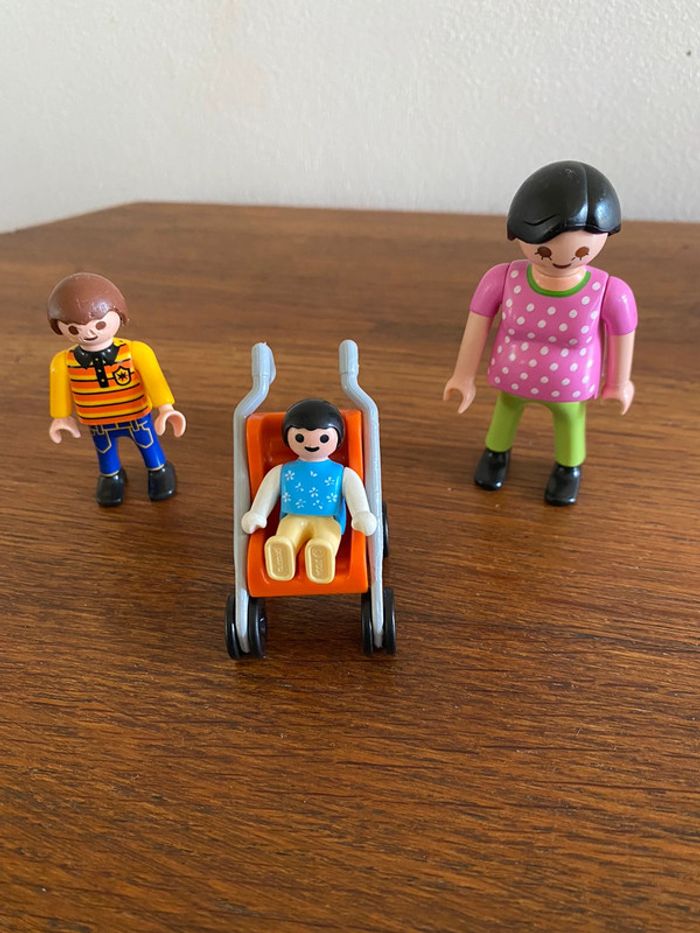 Femme enceinte et ses enfants Playmobil