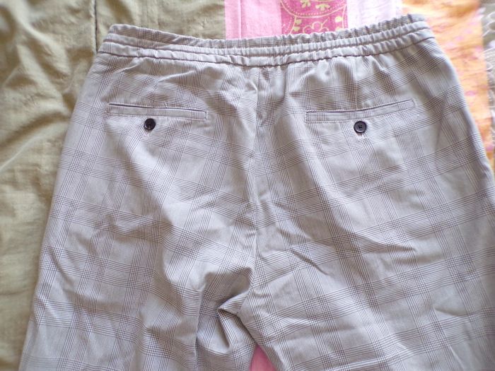 Pantalon gris à carreaux taille L - photo numéro 4