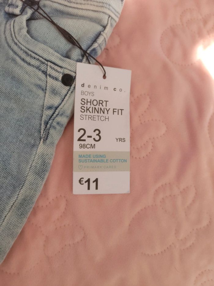 Short en jeans skinny - photo numéro 2