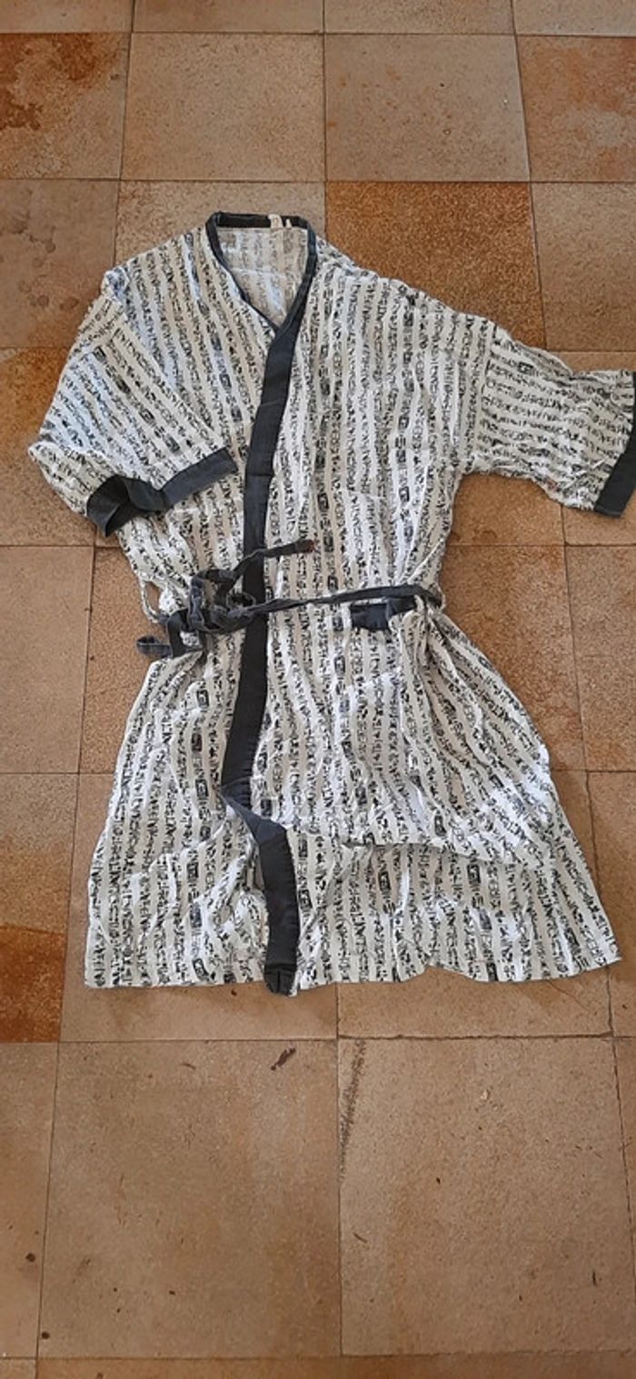 Peignoir type japonais