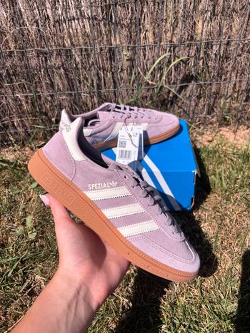 Baskets Femme Basses adidas Handball Spezial Lila Violet - Taille 38 2/3