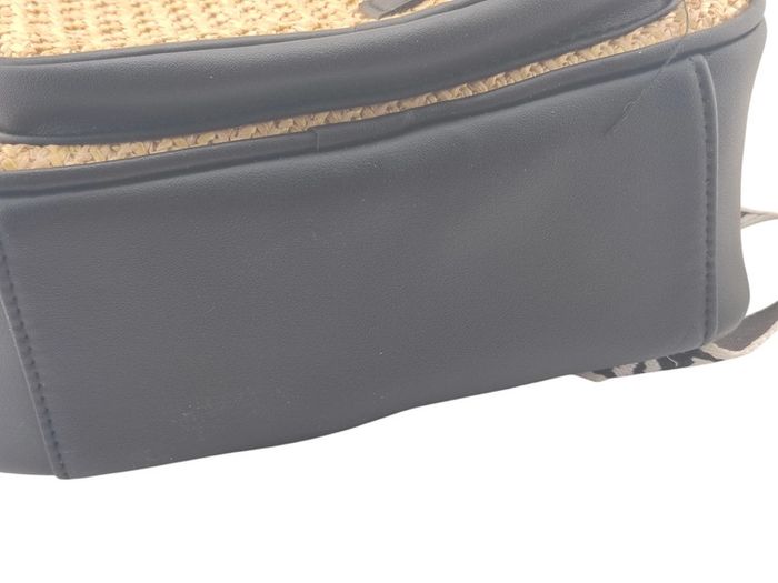 T-shirt Disney + short en jean Kiabi, taille 40 + sac à dos Disney - photo numéro 7