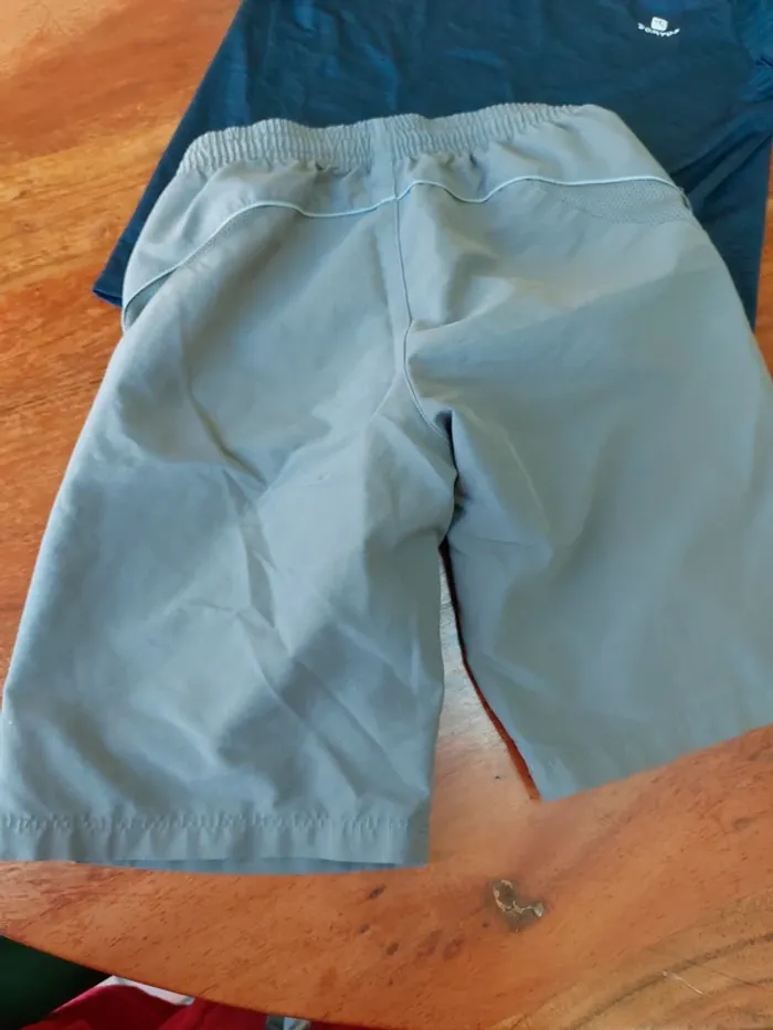 Short et t-shirt - photo numéro 5