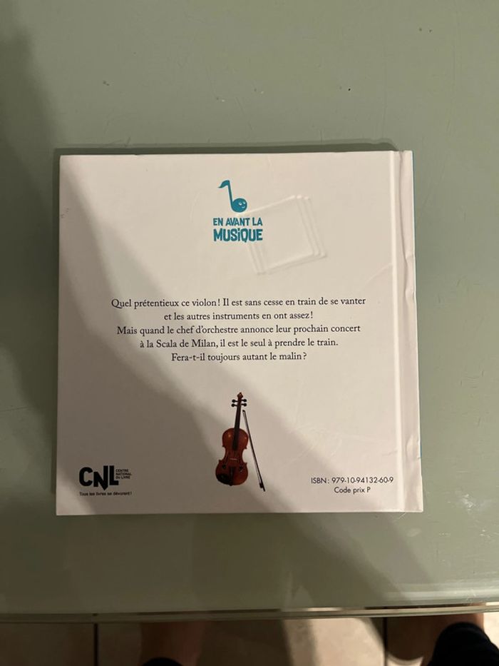 Le violon qui fanfaronnait collection en avant la musique - photo numéro 3