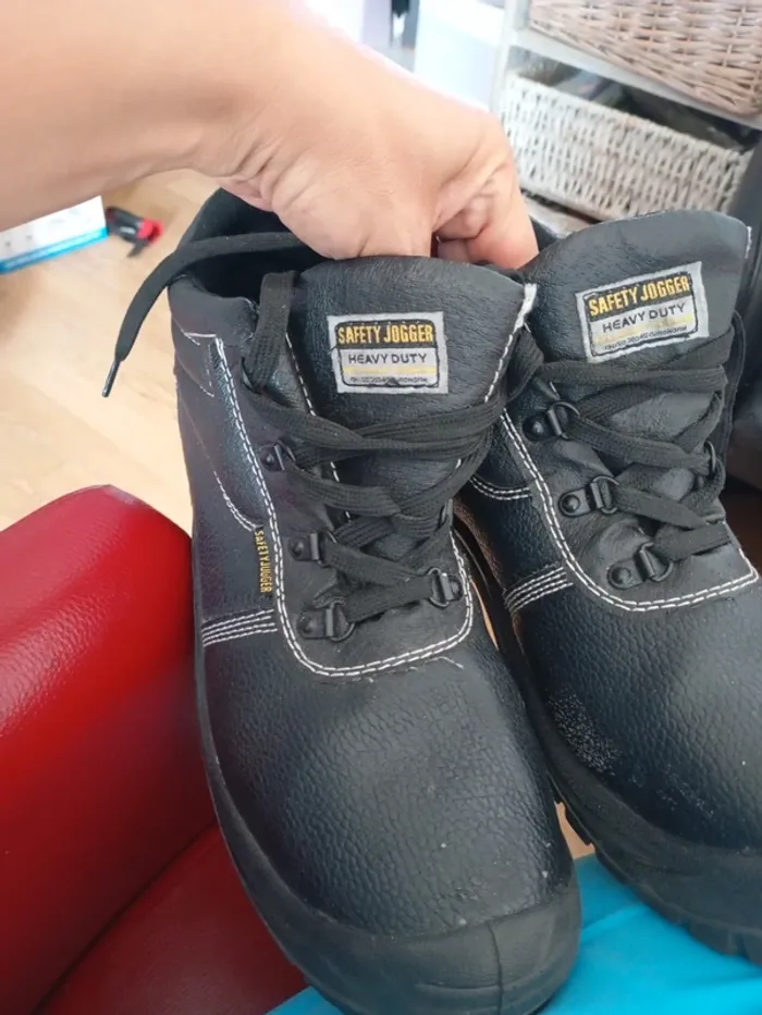 Chaussures homme t 43 - photo numéro 11