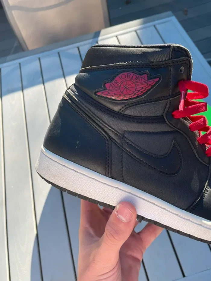 Nike Air Jordan 1 High Black Satin OG 🖤 - photo numéro 3