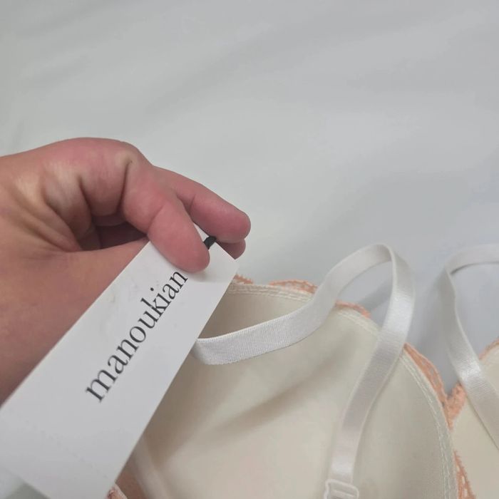 Soutien gorge dentelle neuf - photo numéro 6