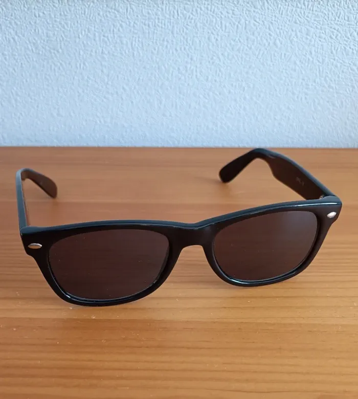 Lunette solaire - photo numéro 3