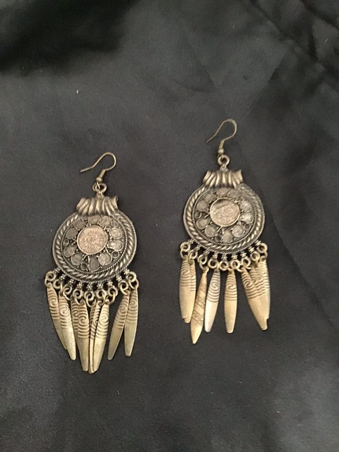 Belles boucles d’oreilles vintage ethniques - photo numéro 4