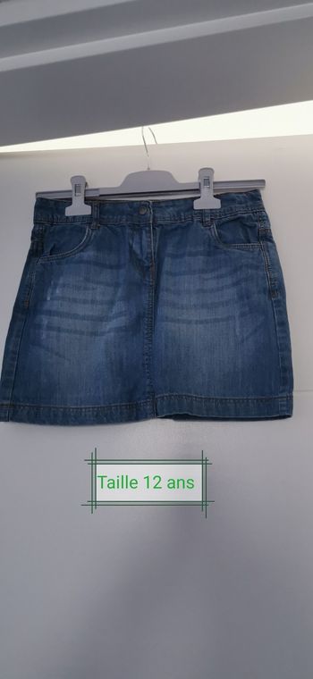 Jupe en jean taille 12ans