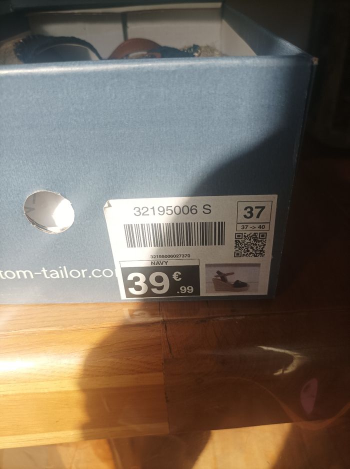 Chaussures femme taille 37 neuve - photo numéro 4
