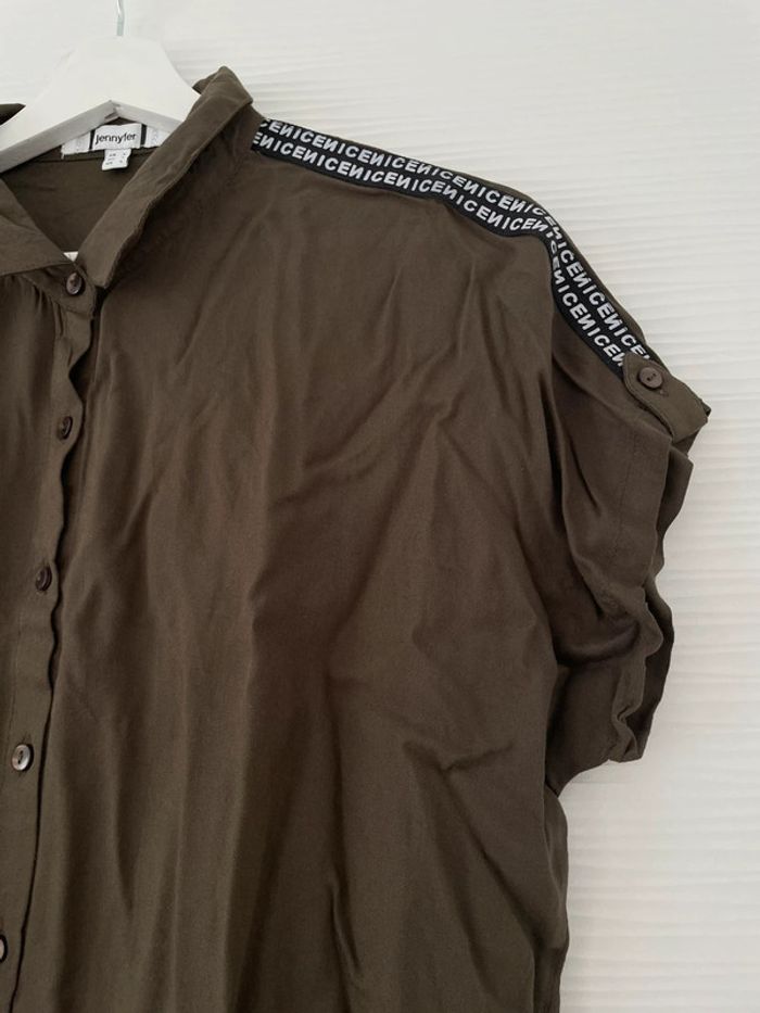 Blouse chemise t-shirt fluide avec boutons vert kaki uni simple basique à manches courtes crop-top - photo numéro 2