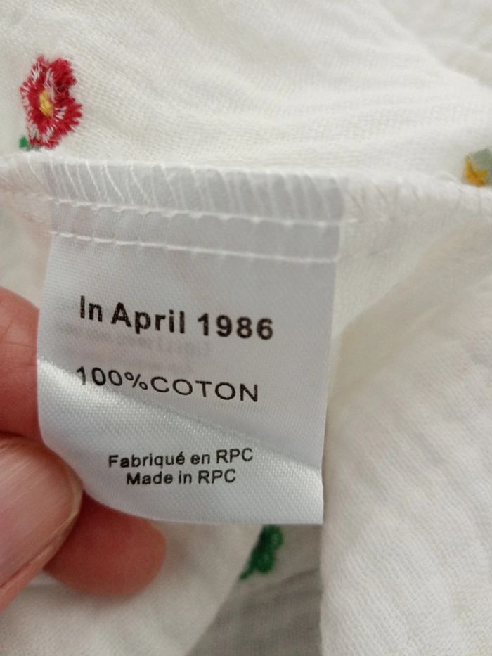 In April 1986. Blouse en gaze de coton - photo numéro 6